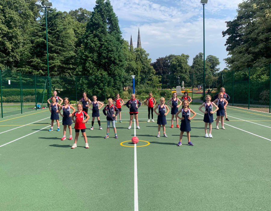Spires Junior Netball Summer Camp at Beacon Park Tennis Courts Post Pic